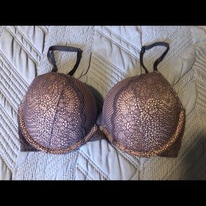 Victoria’s Secret Very Sexy Push-up Bra